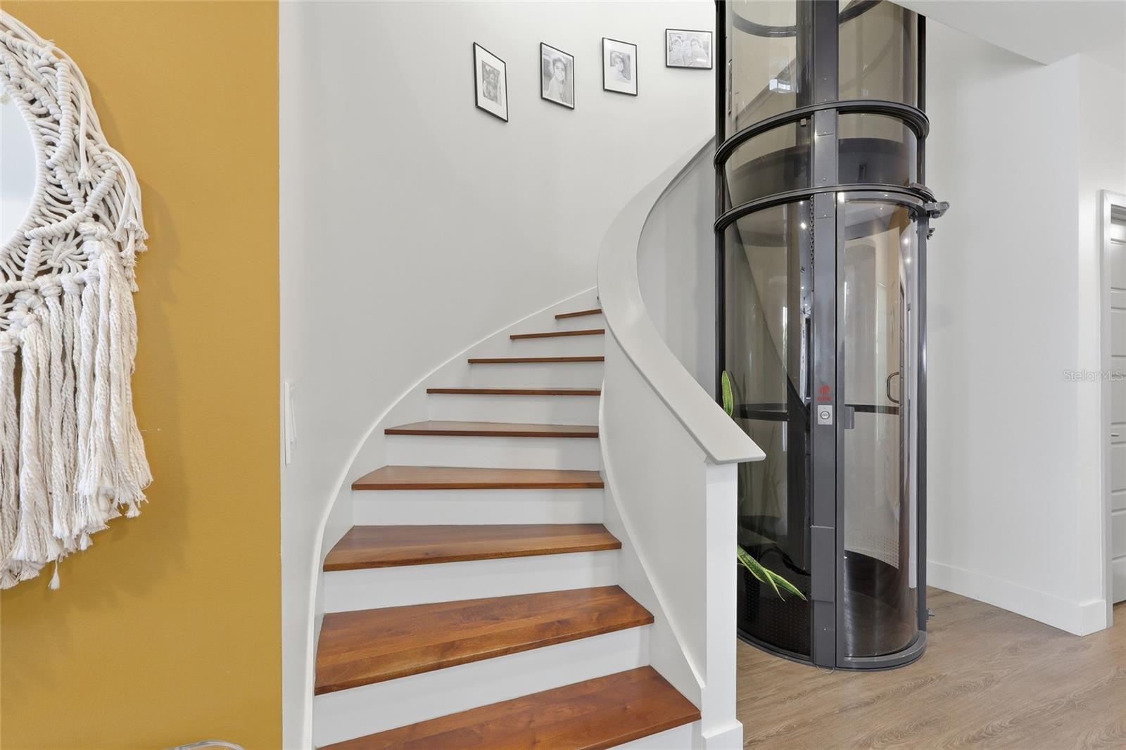 PORT ROYAL AT HARBOUR ISLAND P - Residential Lease