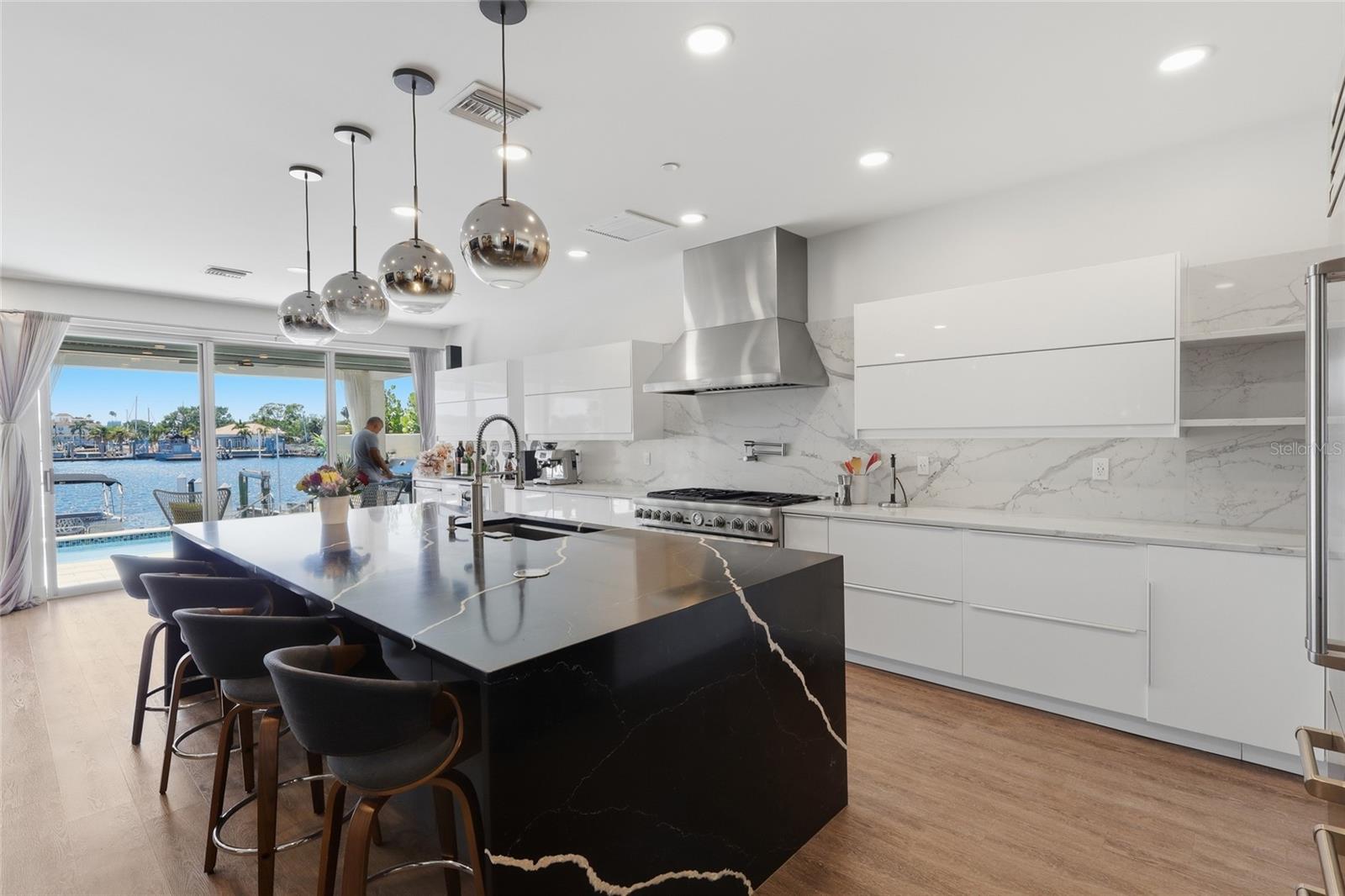 PORT ROYAL AT HARBOUR ISLAND P - Residential Lease
