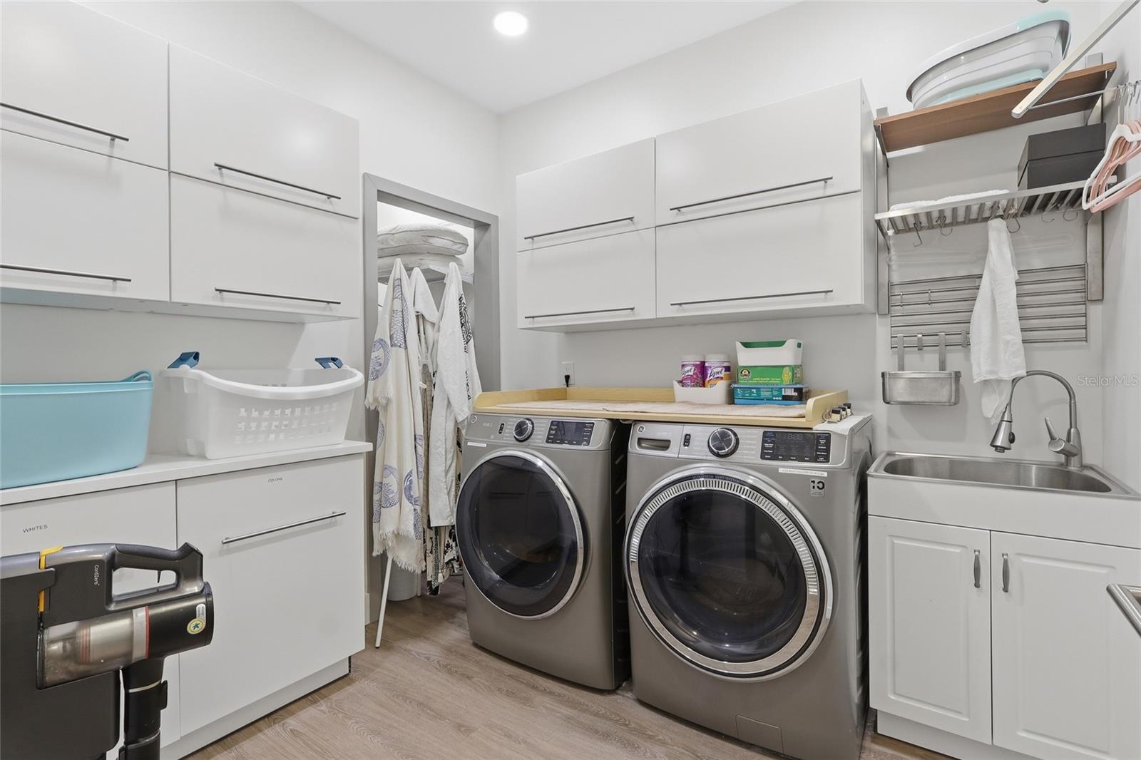 PORT ROYAL AT HARBOUR ISLAND P - Residential Lease