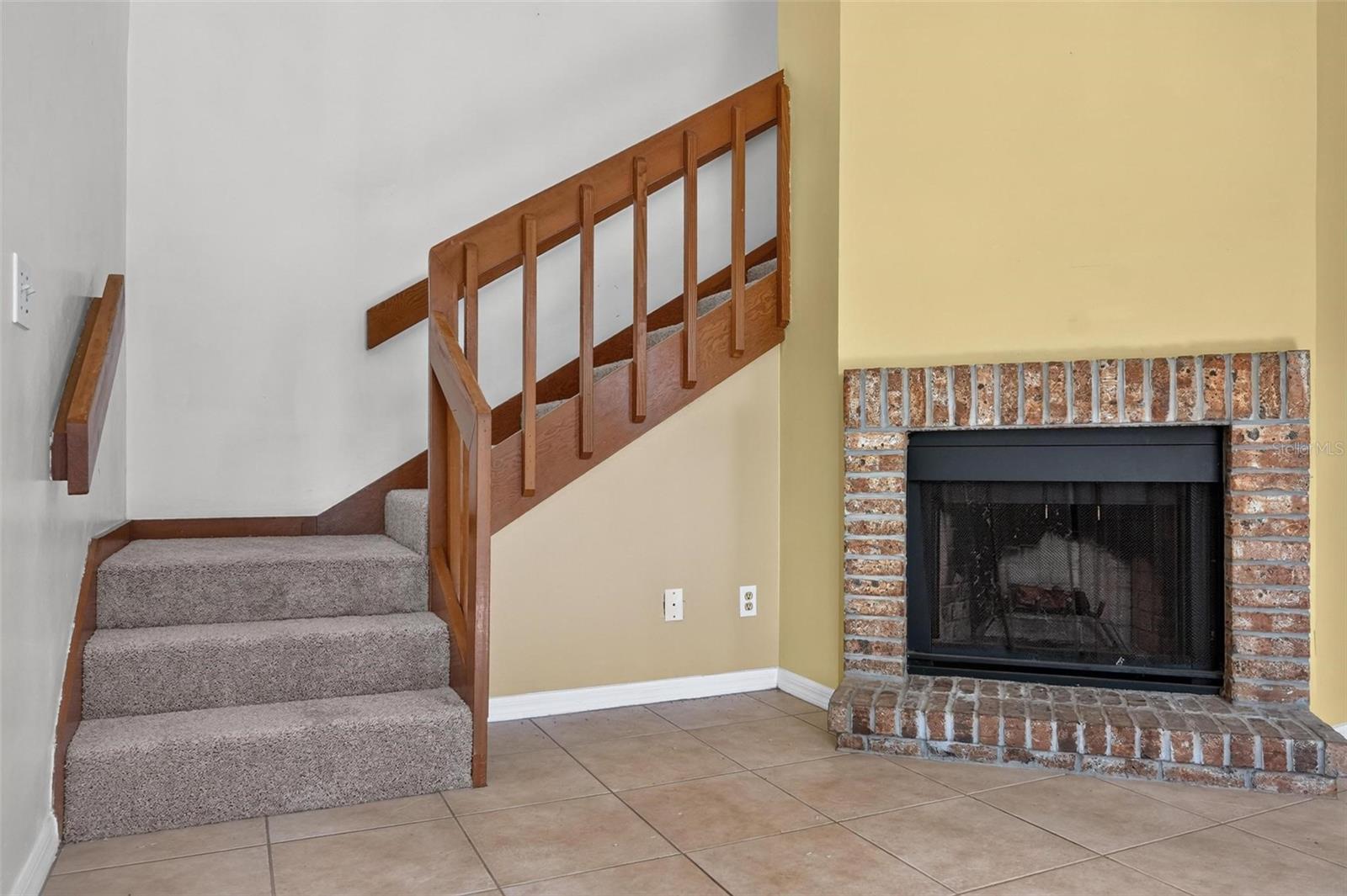 962 NEWCASTLE CIRCLE 202