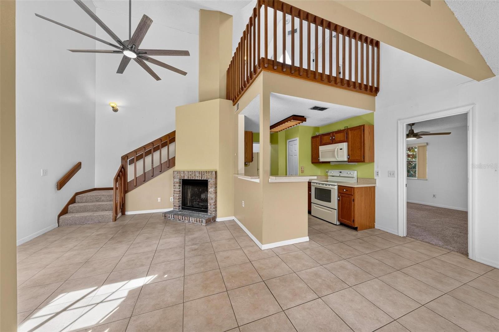 962 NEWCASTLE CIRCLE 202