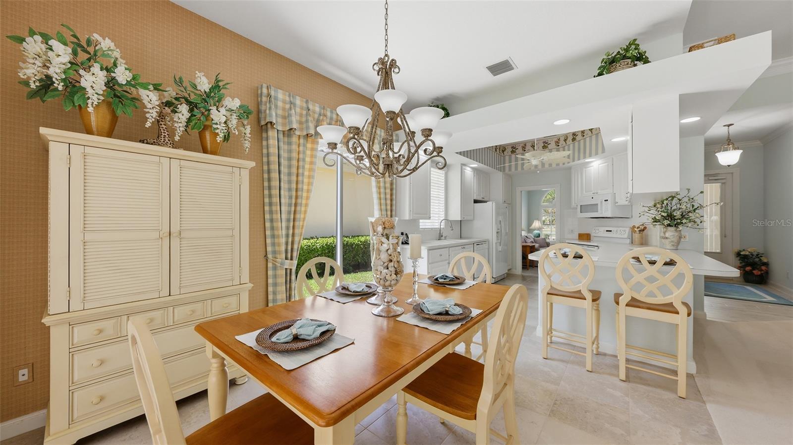 VILLAGEWALK - Residential