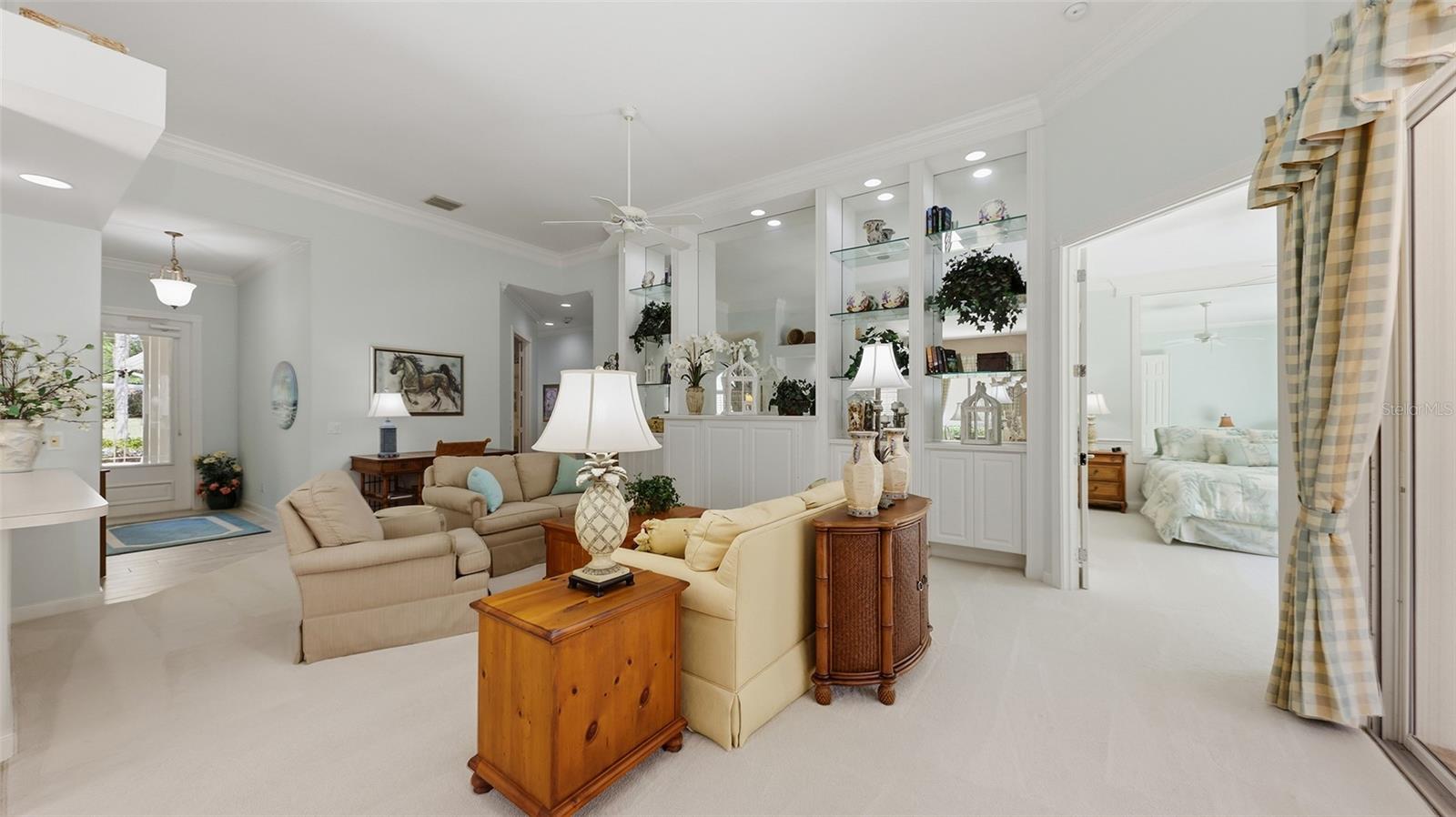 VILLAGEWALK - Residential