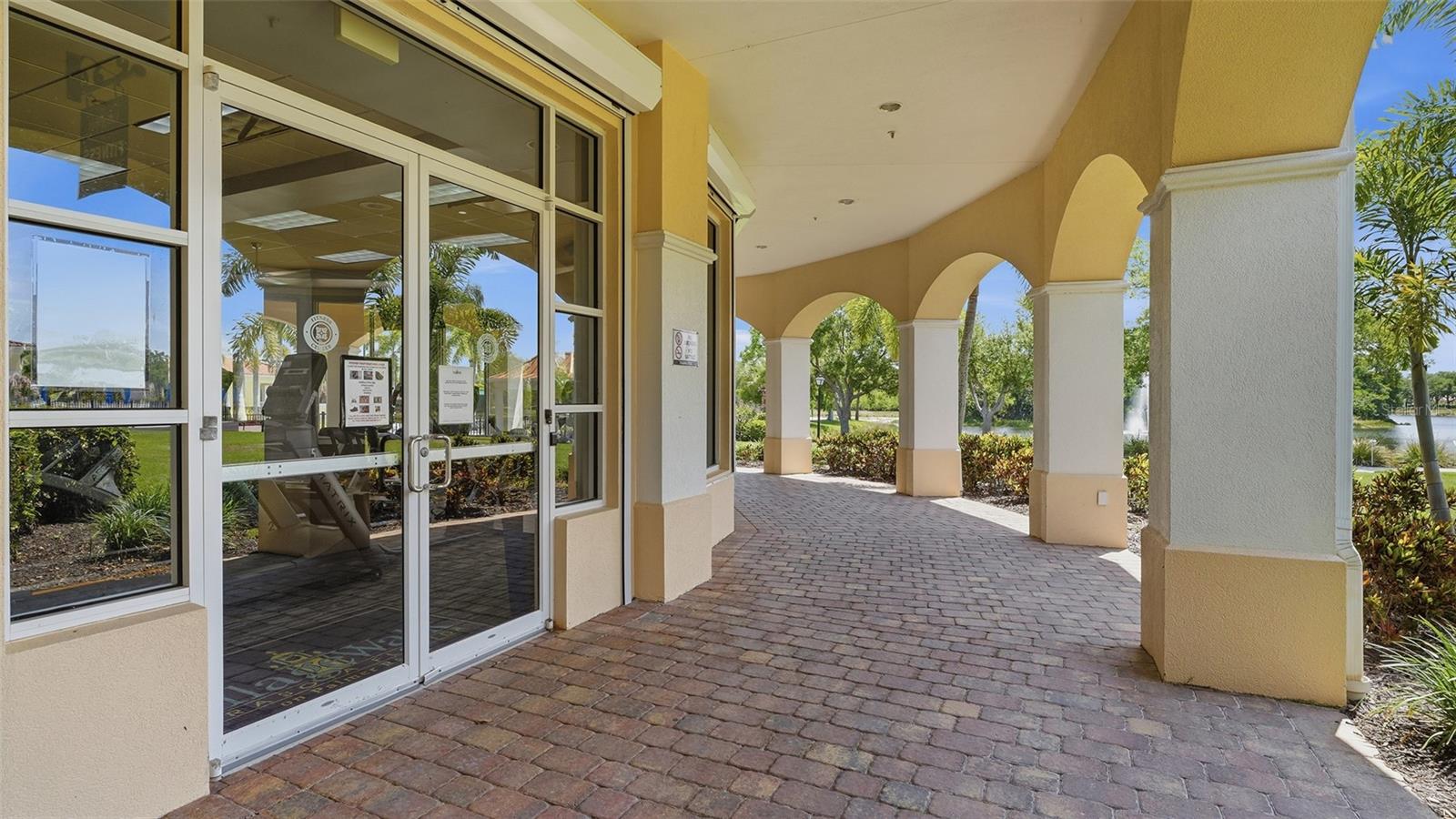 VILLAGEWALK - Residential