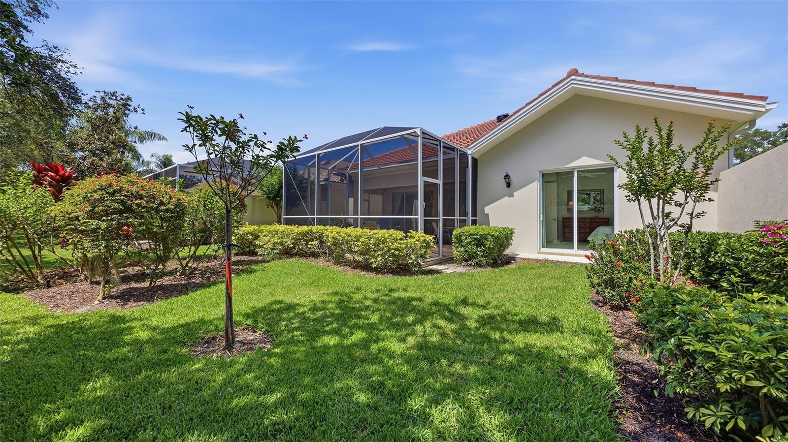 VILLAGEWALK - Residential