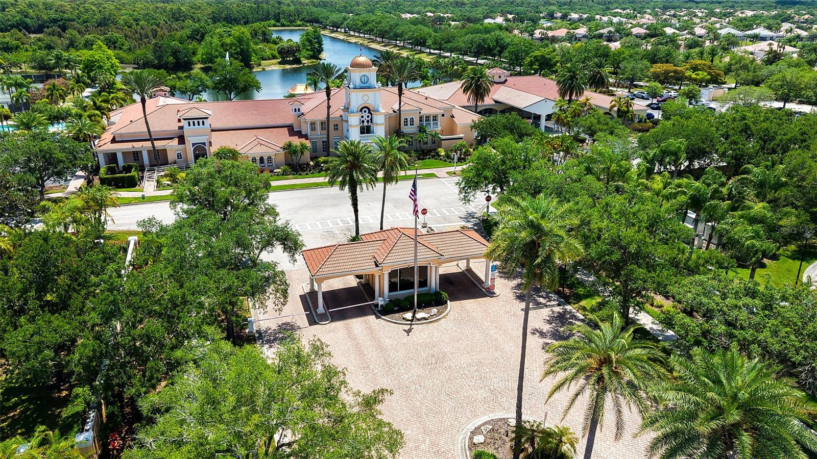 VILLAGEWALK - Residential