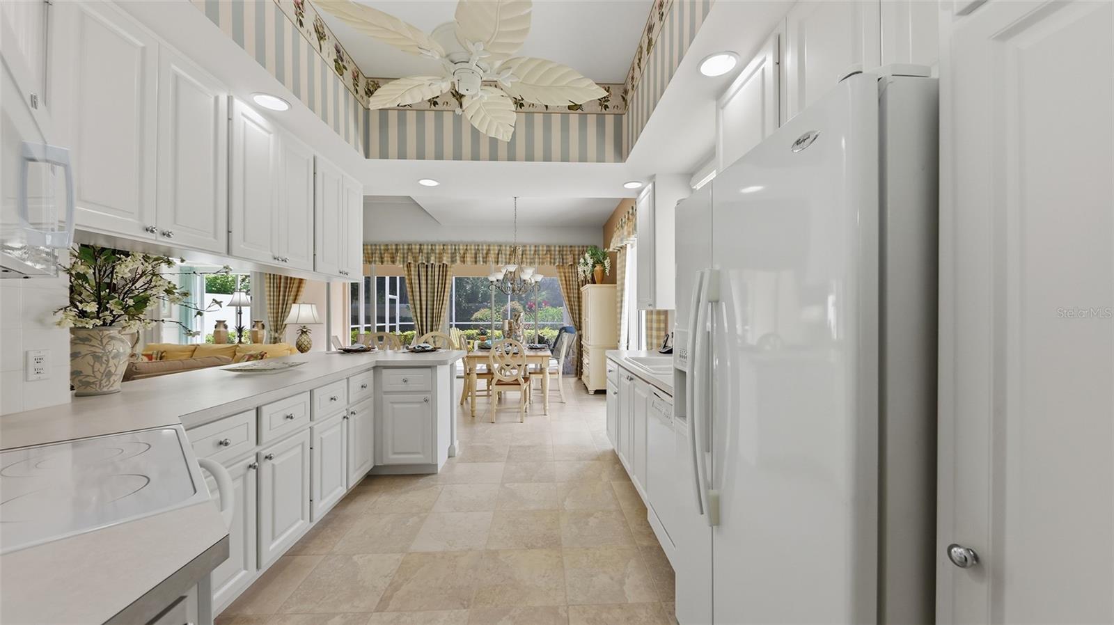 VILLAGEWALK - Residential