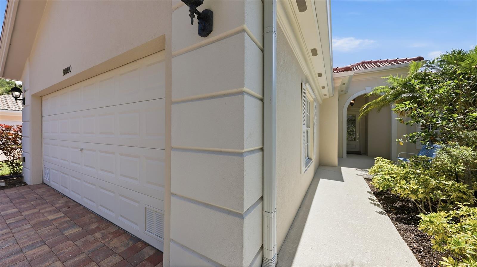 VILLAGEWALK - Residential