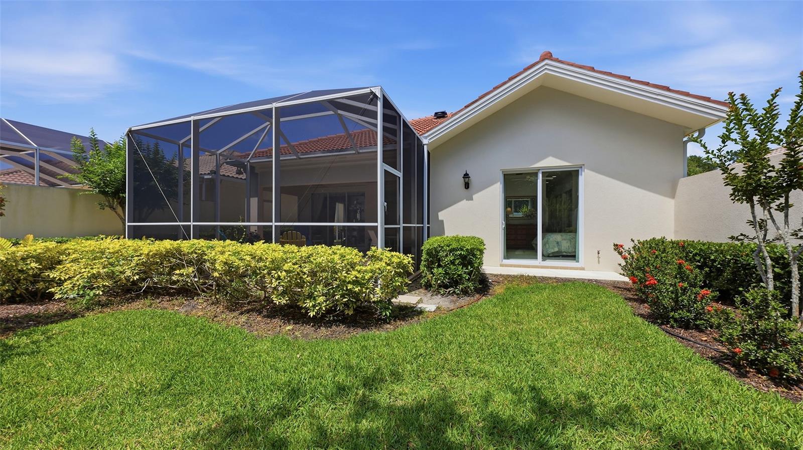 VILLAGEWALK - Residential