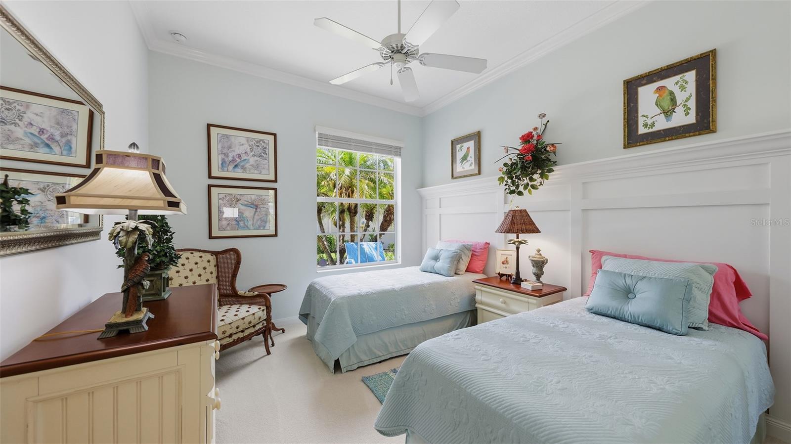 VILLAGEWALK - Residential