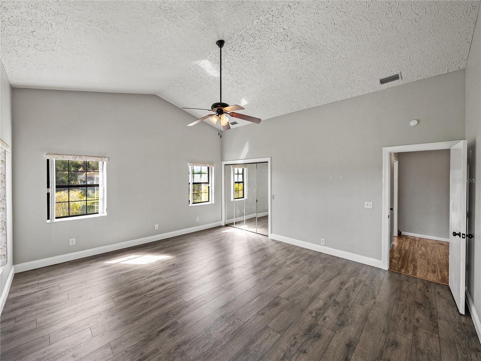 HANCOCK LAKE - Residential