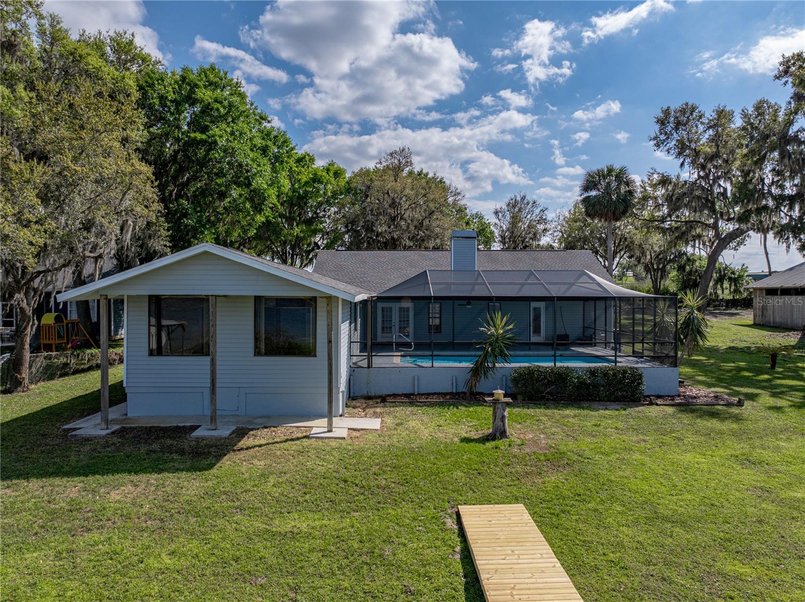 HANCOCK LAKE - Residential
