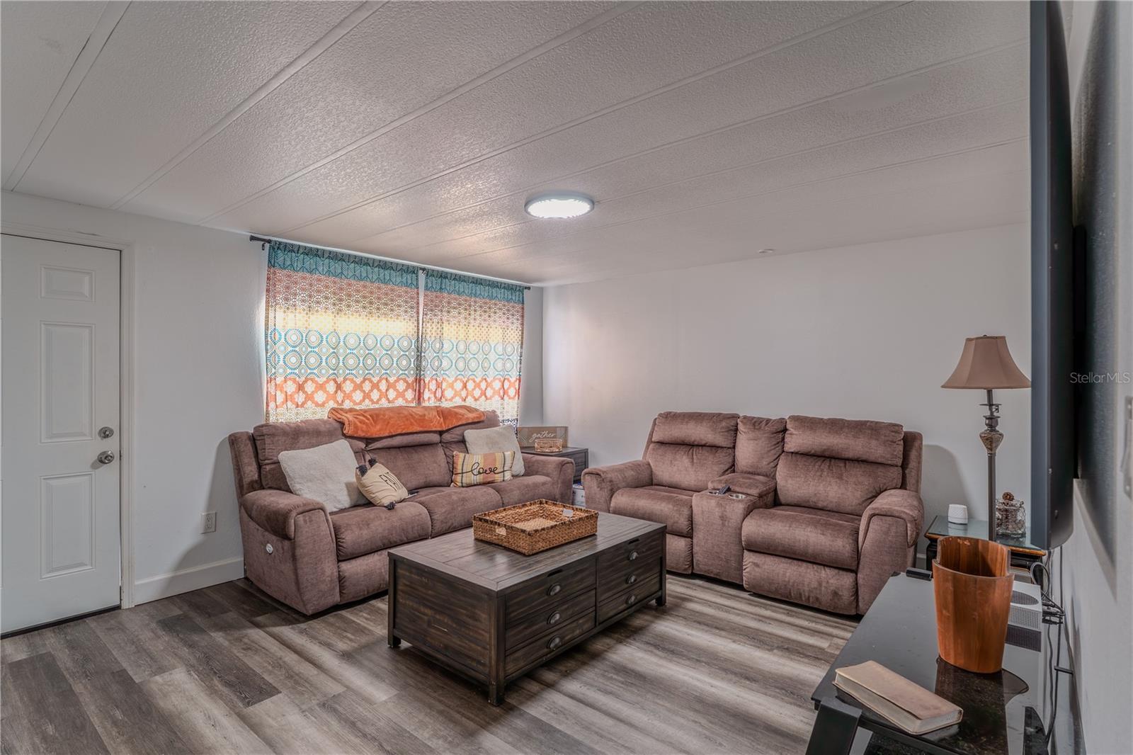 GLENGARRY PARK - Residential