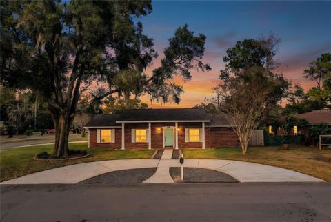 Photo of 1316 Fairfax N, Lakeland, FL 33813 (MLS # L4958678)