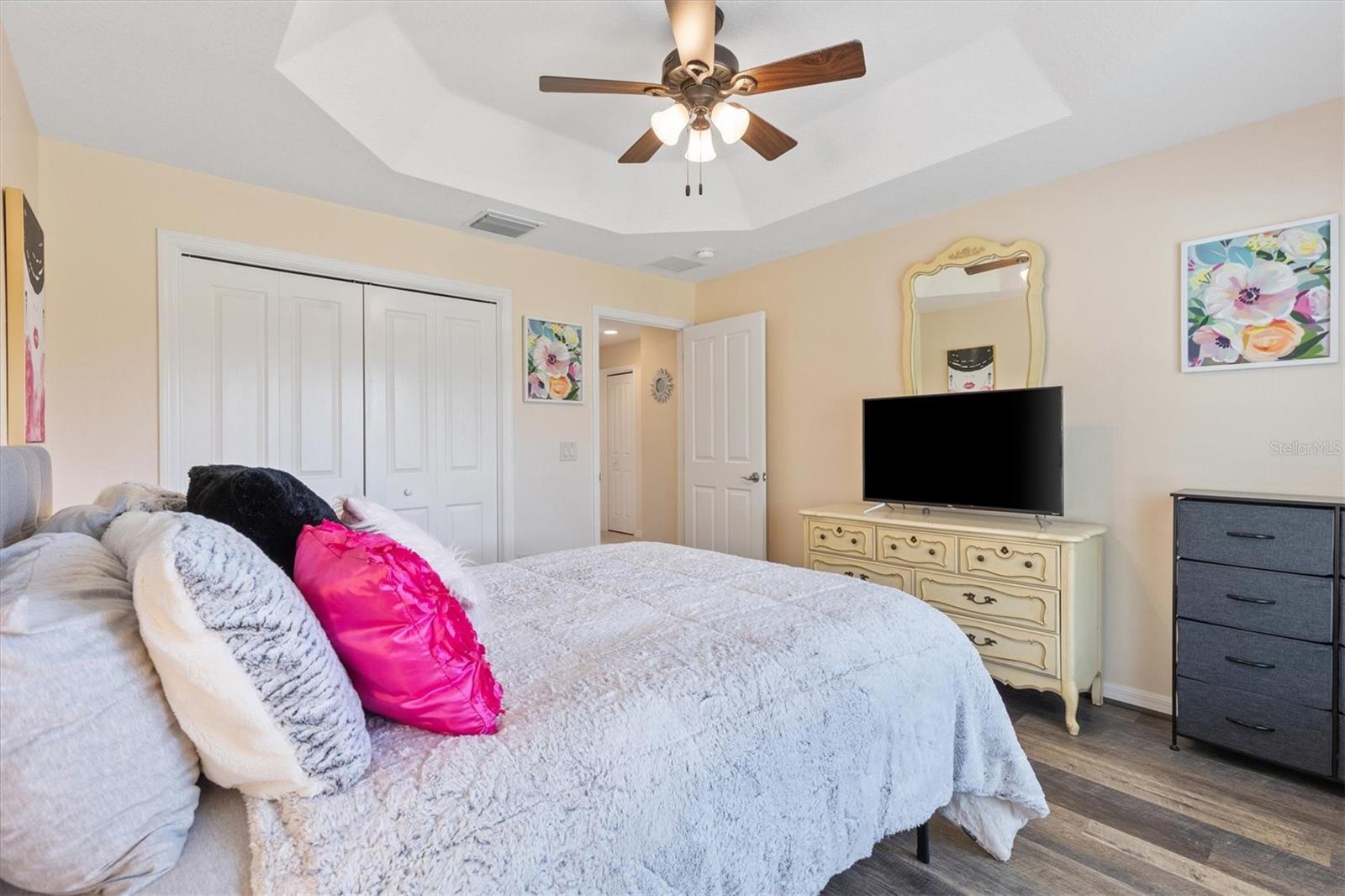 THE VILLAGE OF LAKE DEATON - Residential