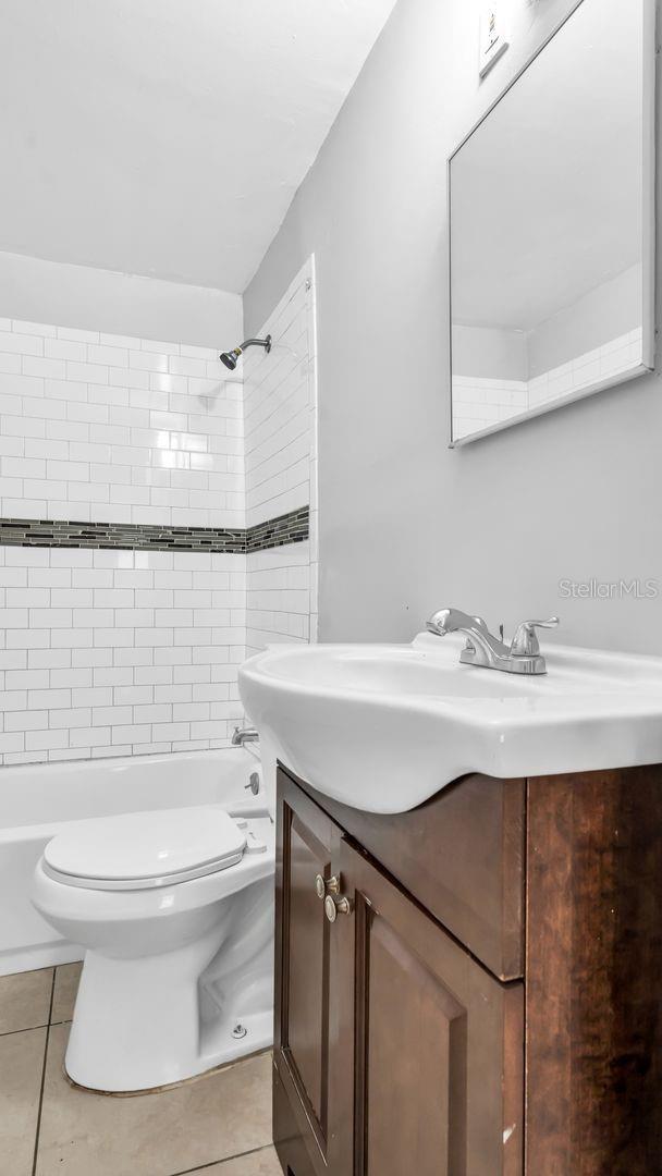 HIGHLAND PINES REV - Residential