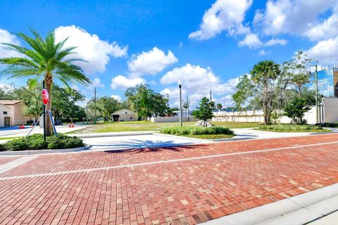 300 W 2ND STREET SANFORD FL 32771