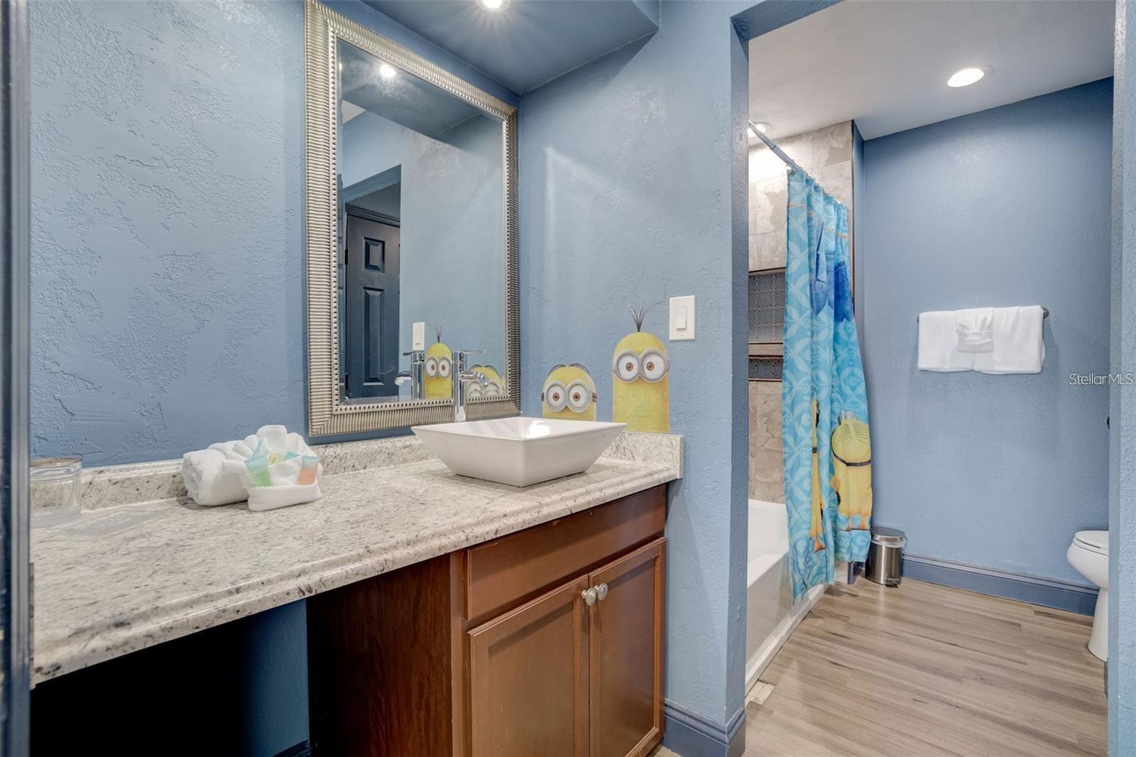 PARKWAY PALMS RESORT MAINGATE CONDO - Residential