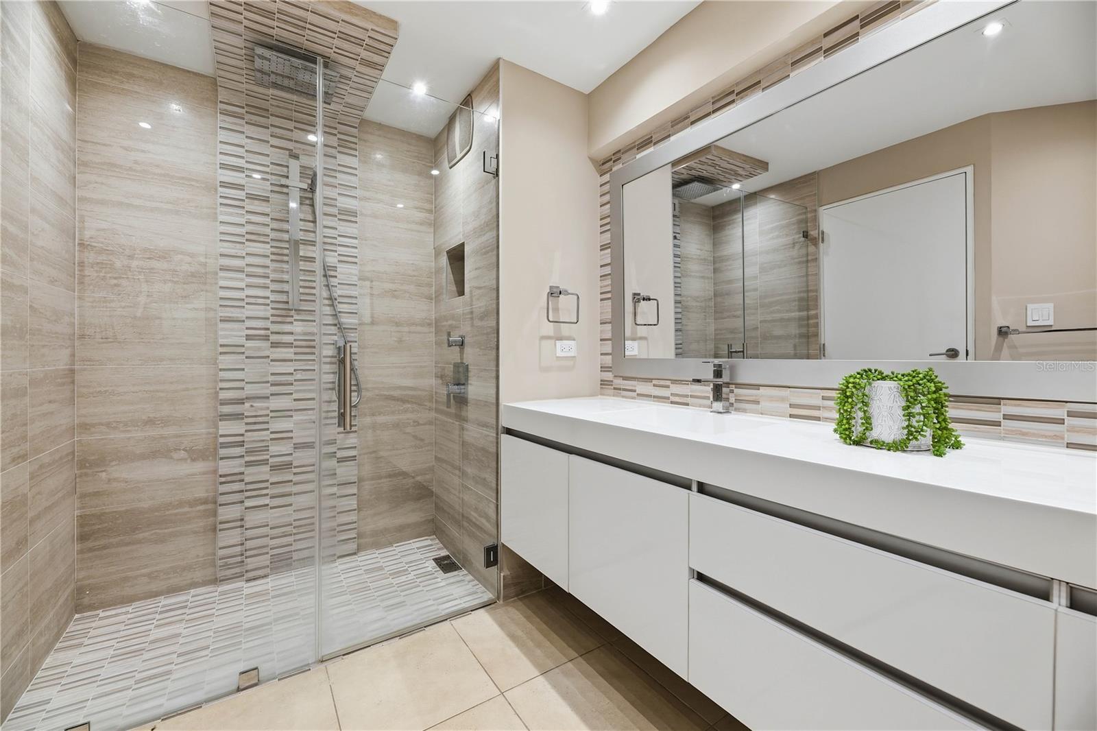 CONDADO - Residential