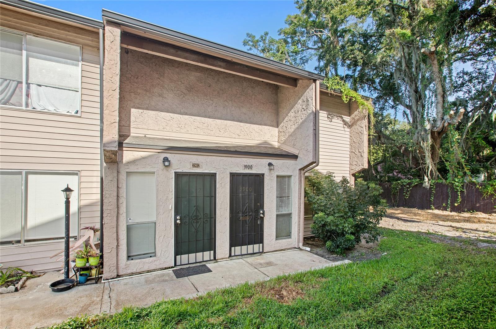 Welcome to this charming two-story end unit condo featuring 2 bedrooms, 1.5 bathrooms and a beautiful rear pond view. Conveniently located near I-4, this home offers both comfort and accessibility. The main level boasts an open and bright layout for your kitchen and living areas with a convenient half bath. Upstairs, the two bedrooms are connected by a jack-and-jill style bathroom with the primary suite offering generous closet space and a private balcony. Recent updates bring peace of mind, including a new water heater (2024), updated electrical panel and a full set of new appliances including the refrigerator, dishwasher, range, washer and dryer. Enjoy low maintenance living with an assigned parking space and an HOA that covers water, trash, sewer and access and maintenance of the pool and tennis court community amenities. Whether you’re a first-time buyer or investor, this condo is move-in ready and waiting for its next owner.