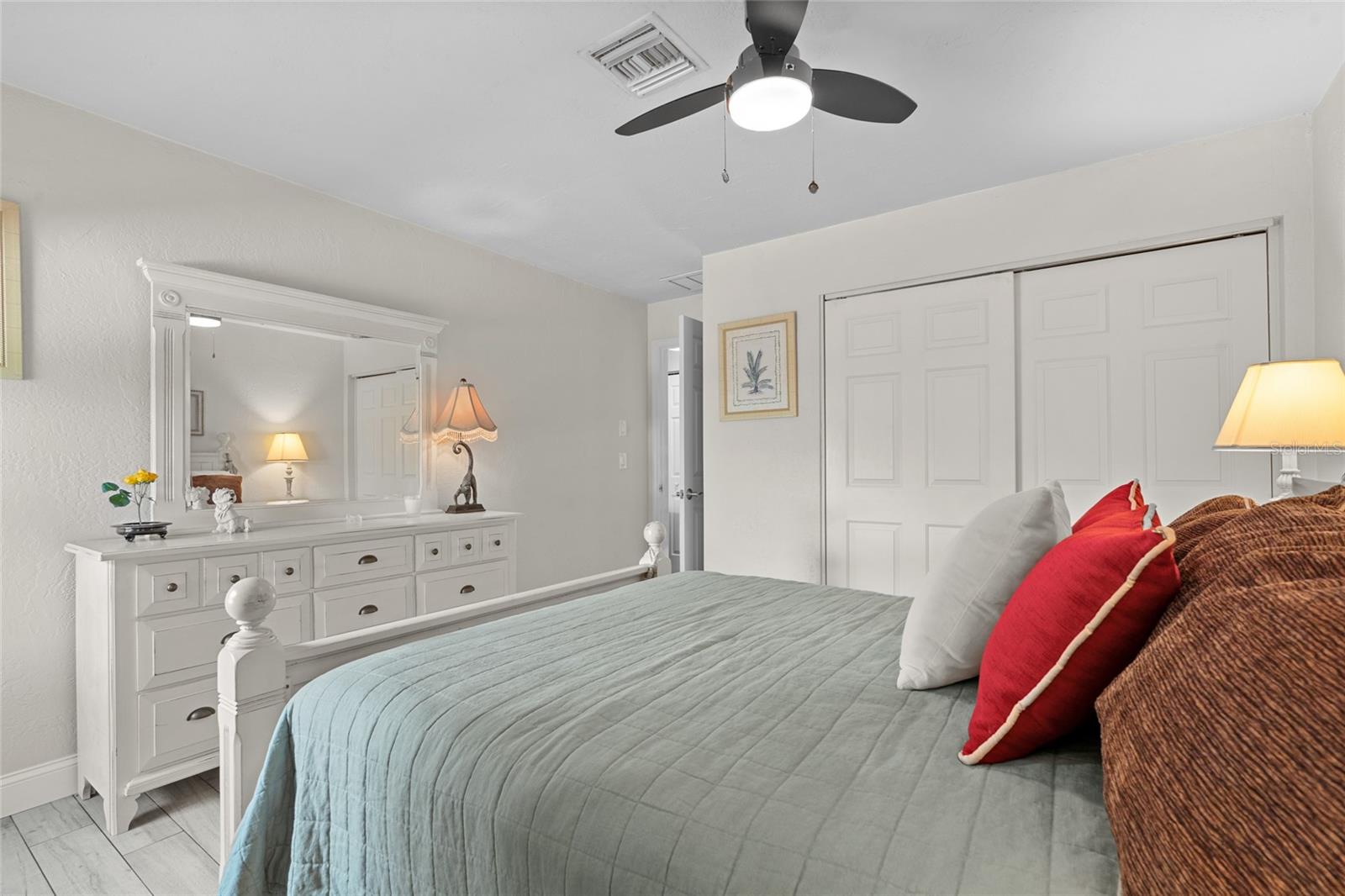 HARBOR VIEW 1 - Residential