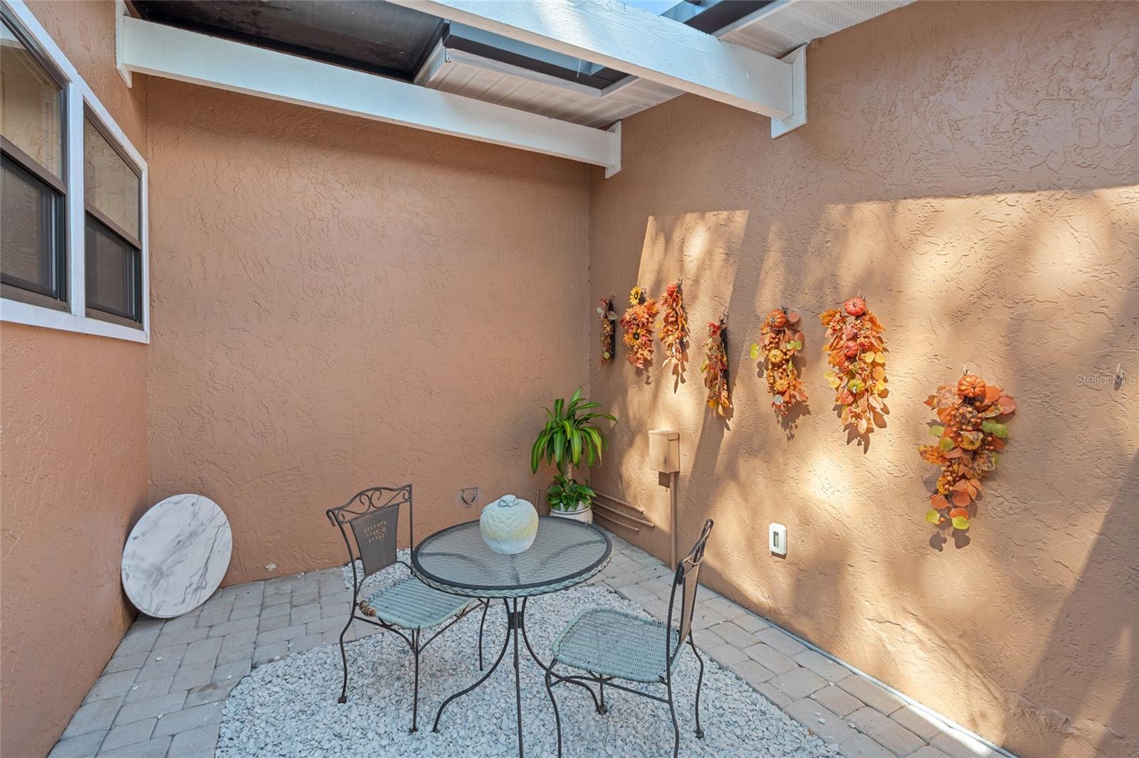 HARBOR VIEW 1 - Residential