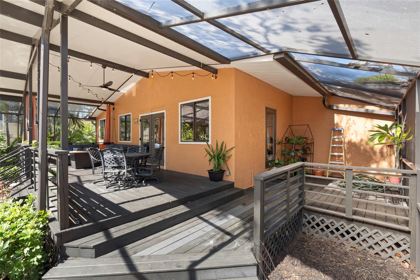 HARBOR VIEW 1 - Residential