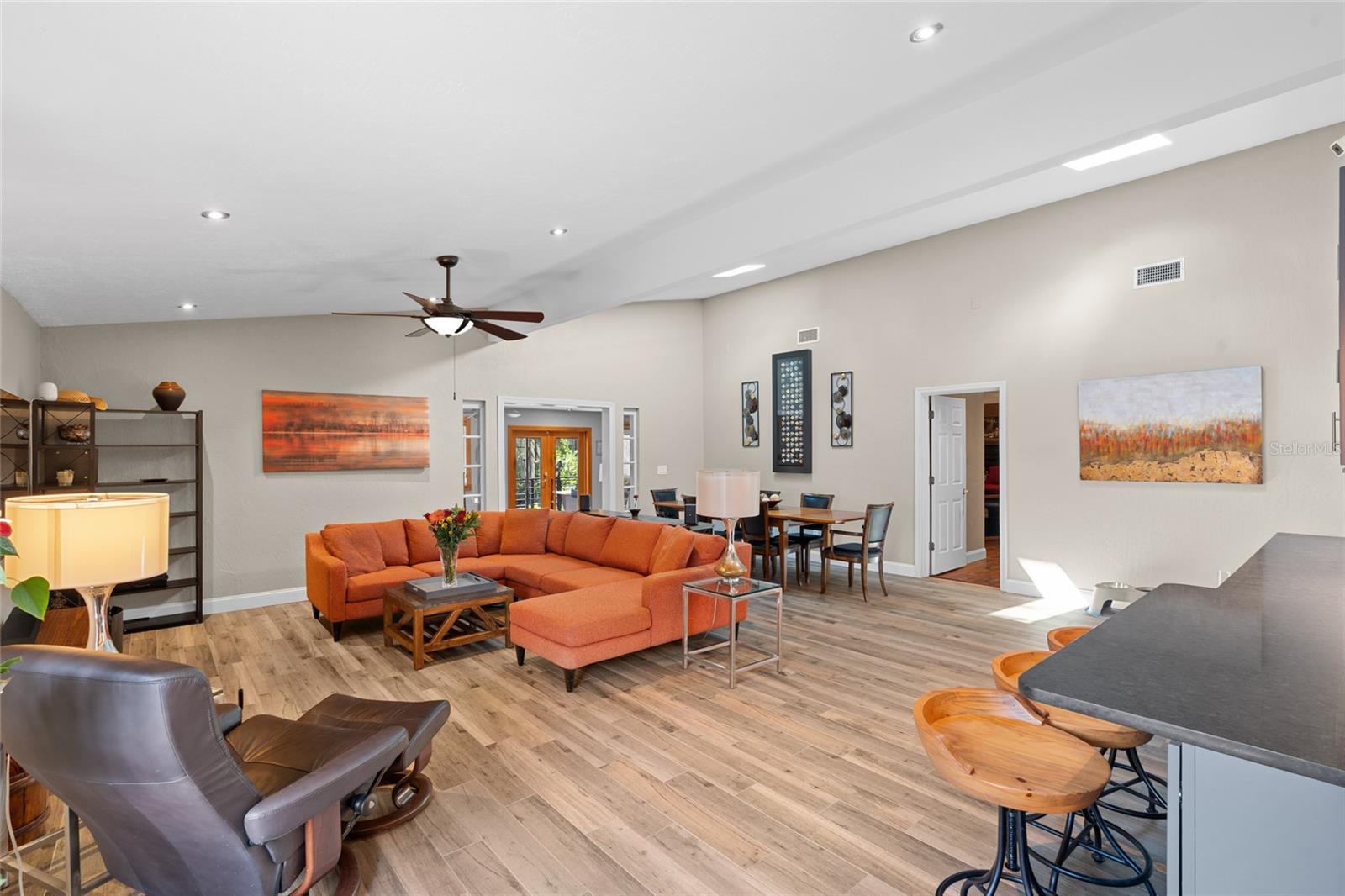 HARBOR VIEW 1 - Residential