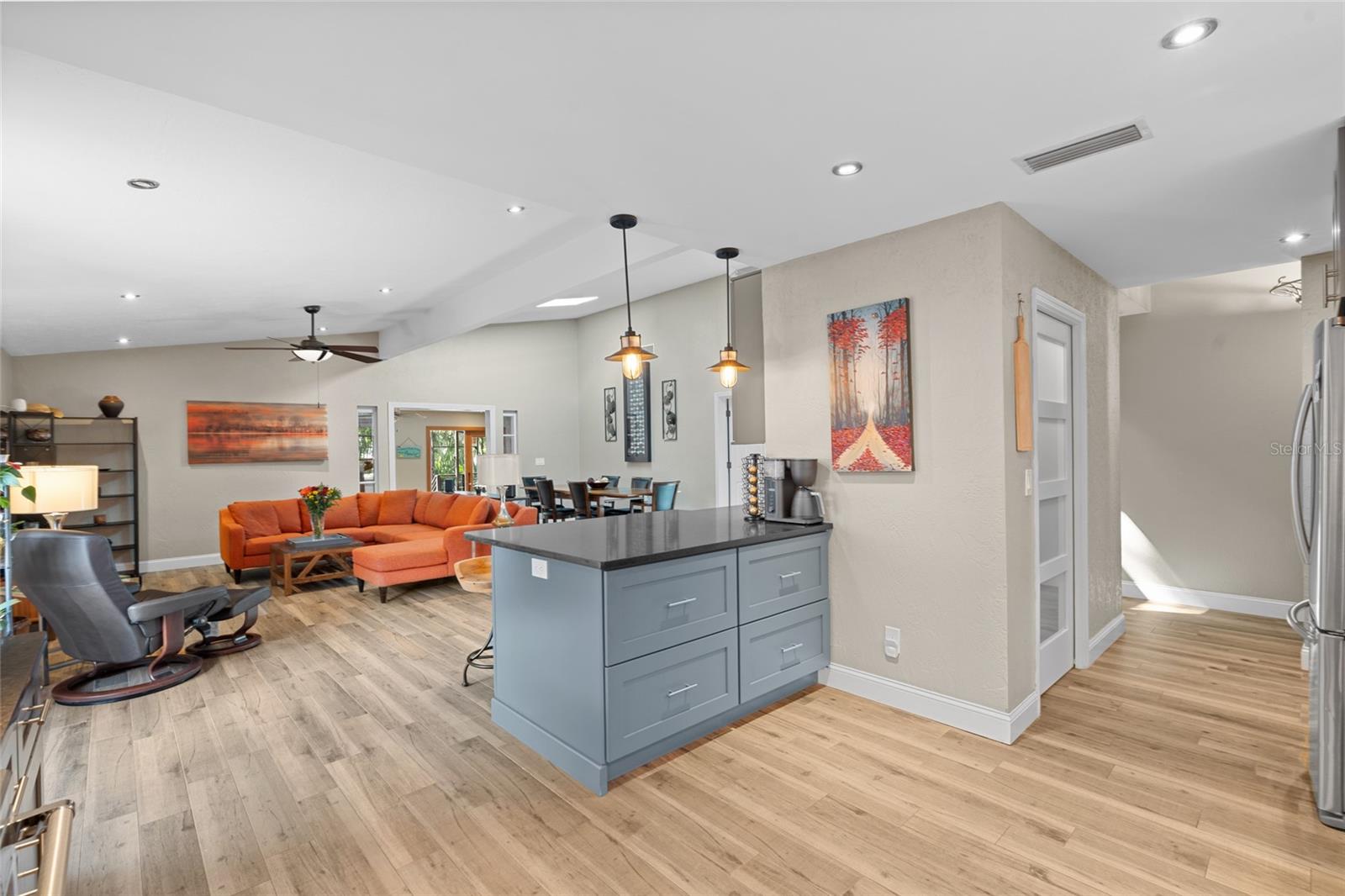 HARBOR VIEW 1 - Residential