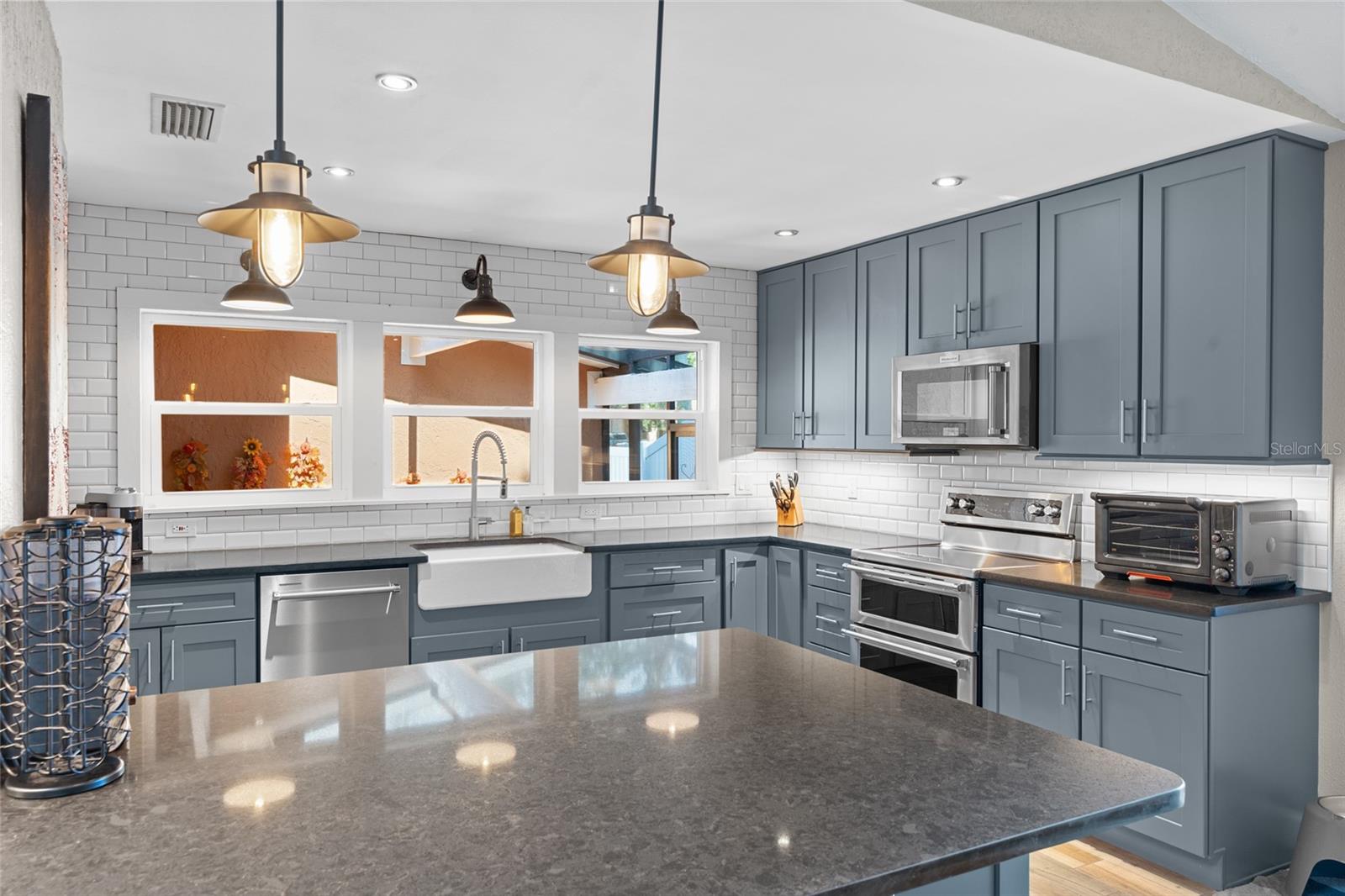 HARBOR VIEW 1 - Residential