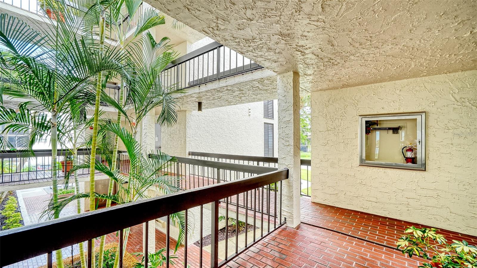 1975 GULF OF MEXICO DRIVE G4-203, LONGBOAT KEY, FL, 34228 1 1975 GULF OF MEXICO DRIVE G4-203