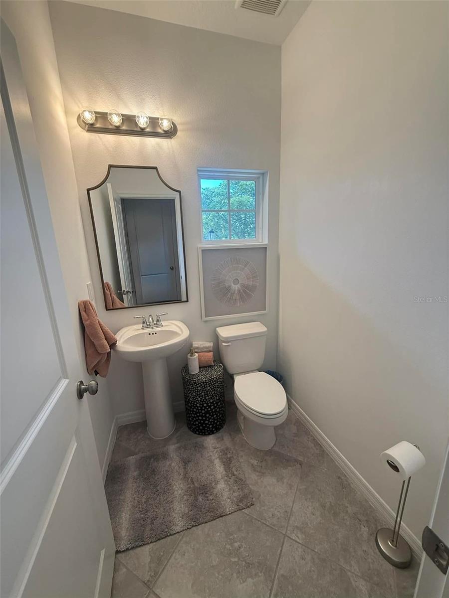 LT RANCH NBRHD ONE - Residential Lease