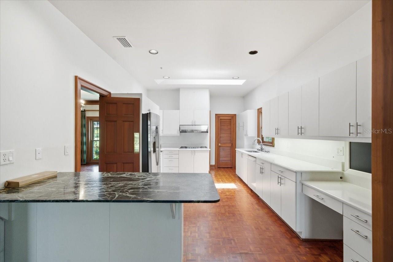 HOWELL PARK SUB - Residential
