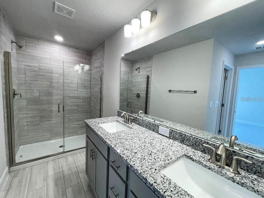 HIGHLAND HILLS - Residential
