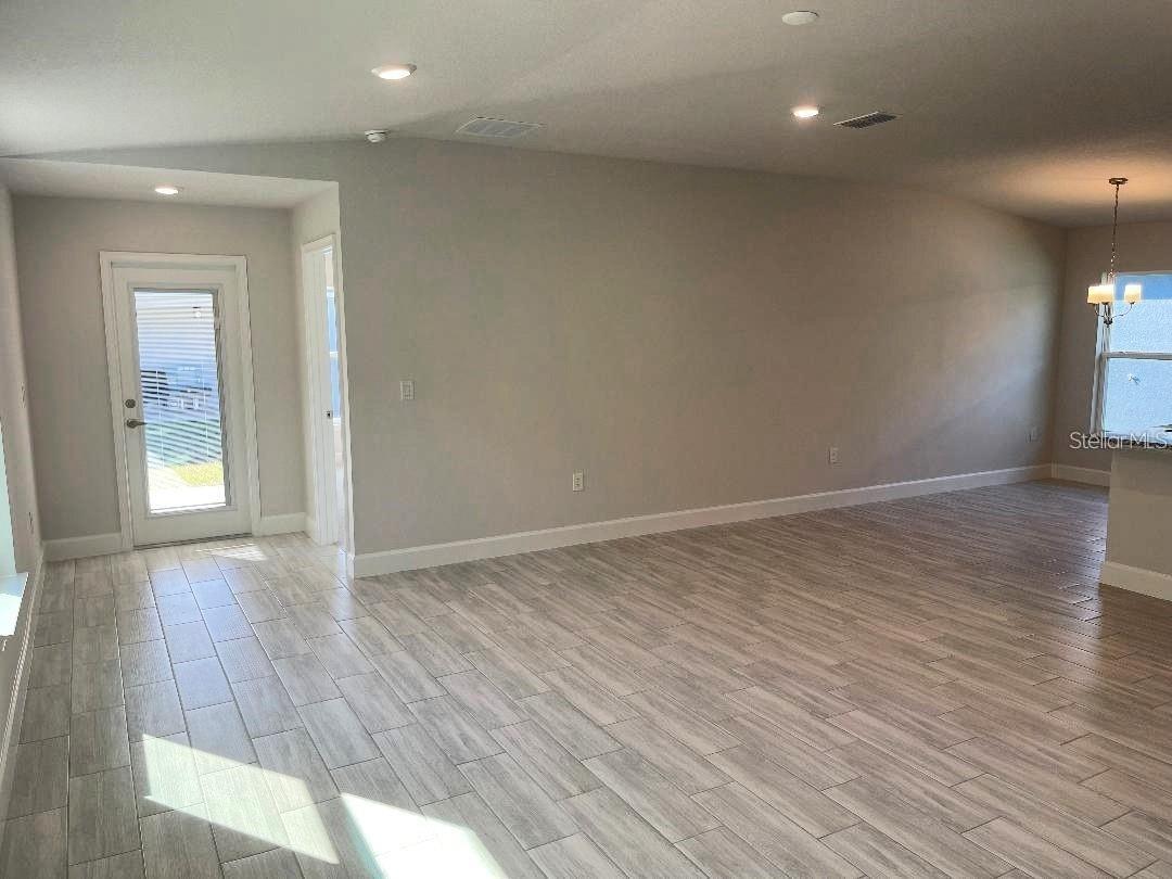 HIGHLAND HILLS - Residential