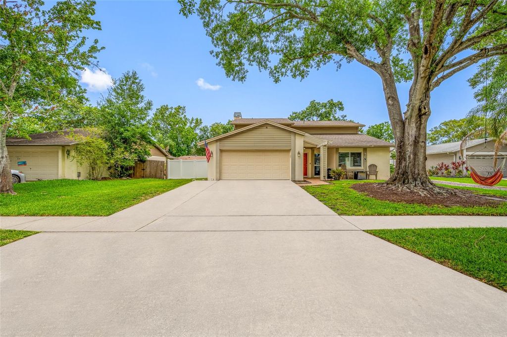 Photo of 15816 Hound Horn Lane, Tampa, FL 33624 (MLS # TB8516623)