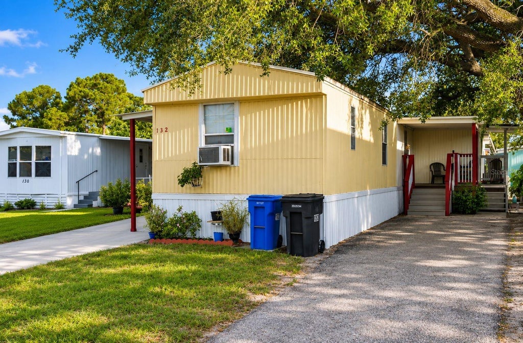 Photo of 132 Newbury Drive, Tampa, FL 33615 (MLS # TB8524437)