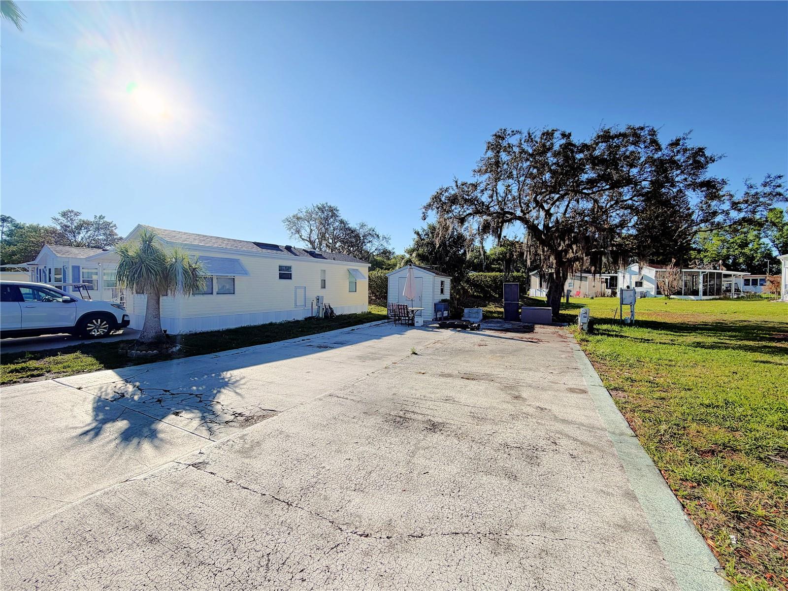 SOUTH SHORE RESORT AN RV CONDO - Land