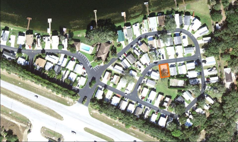 SOUTH SHORE RESORT AN RV CONDO - Land