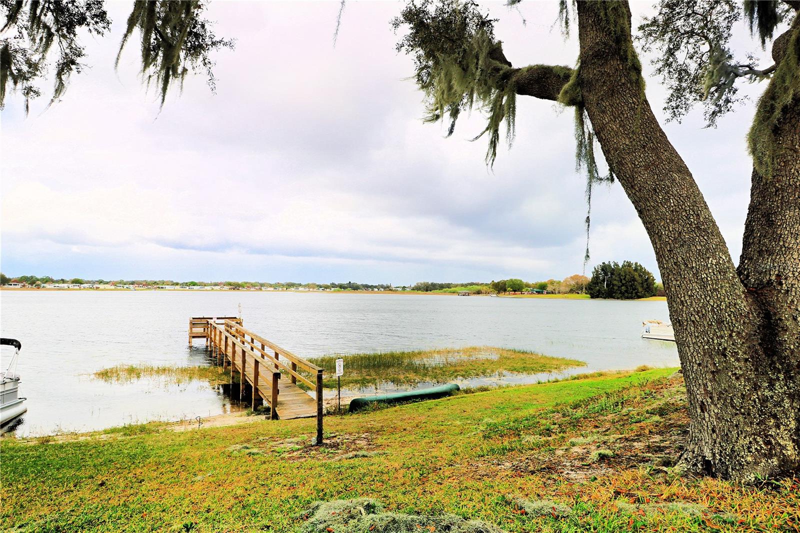 SOUTH SHORE RESORT AN RV CONDO - Land