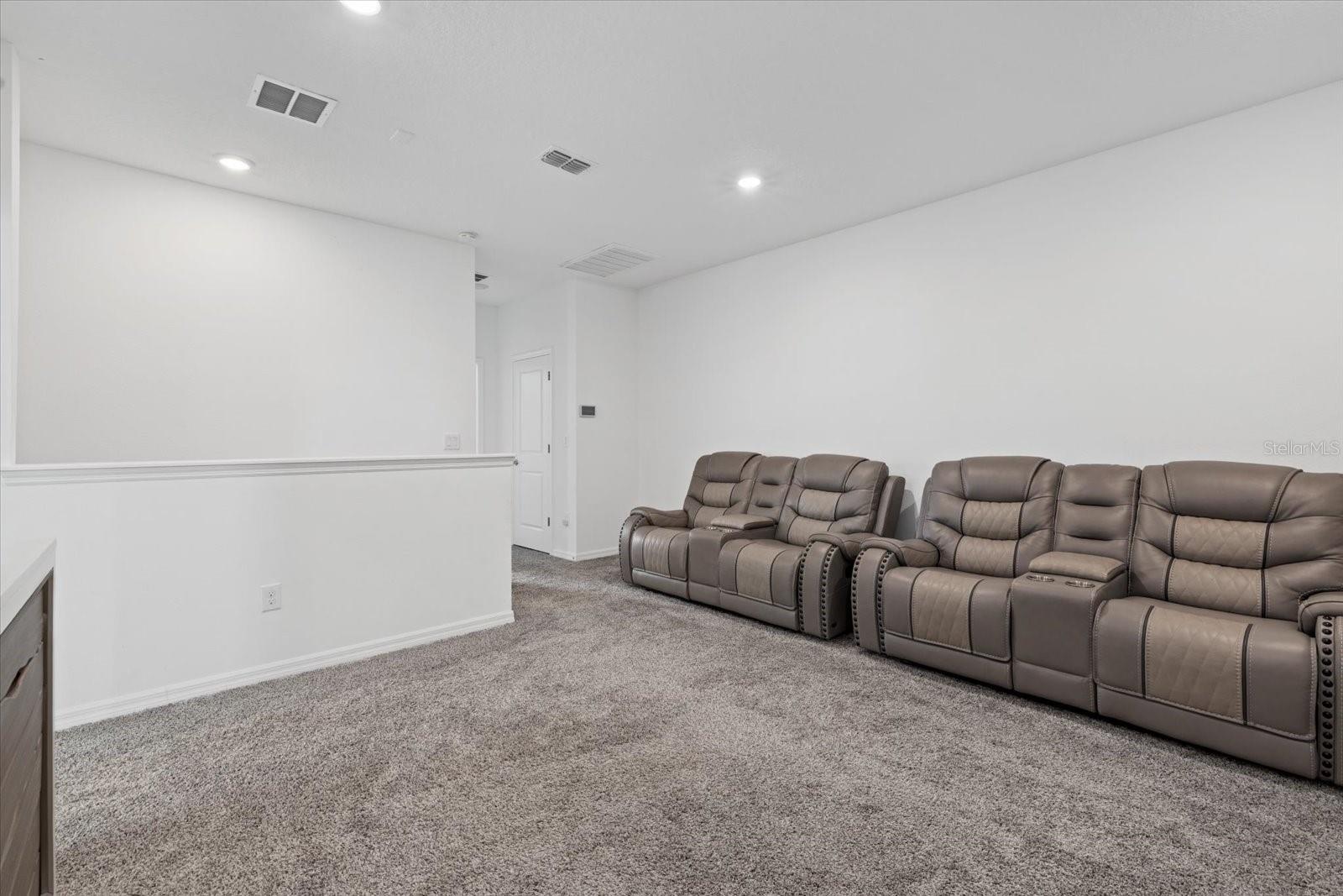 WOODLEAF HAMMOCK - Residential