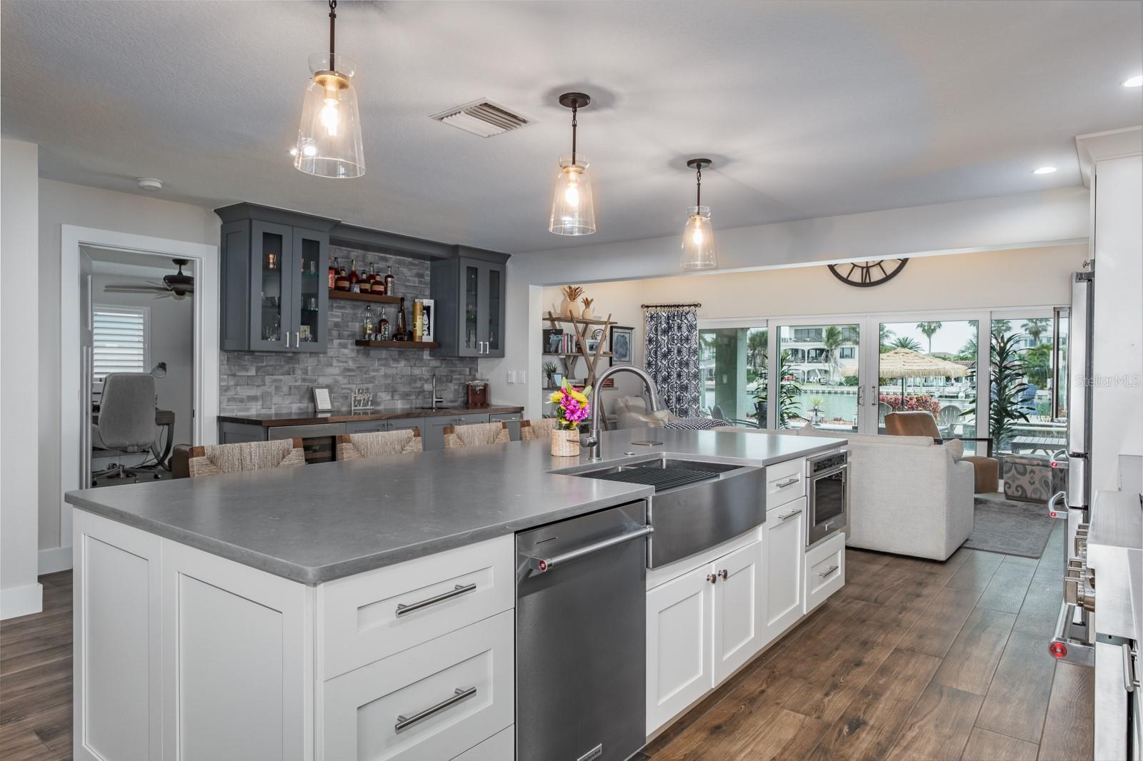 ISLE OF PALMS 2ND ADD - Residential Lease