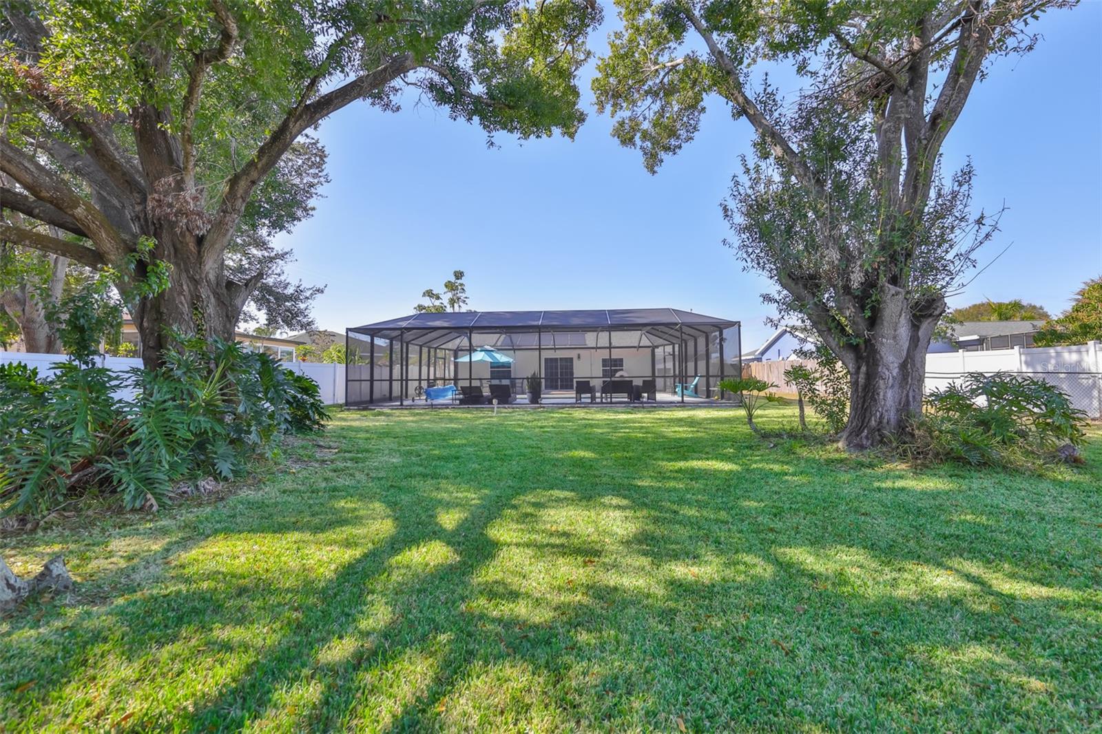 RUSKIN TOMATO FARMS - Residential