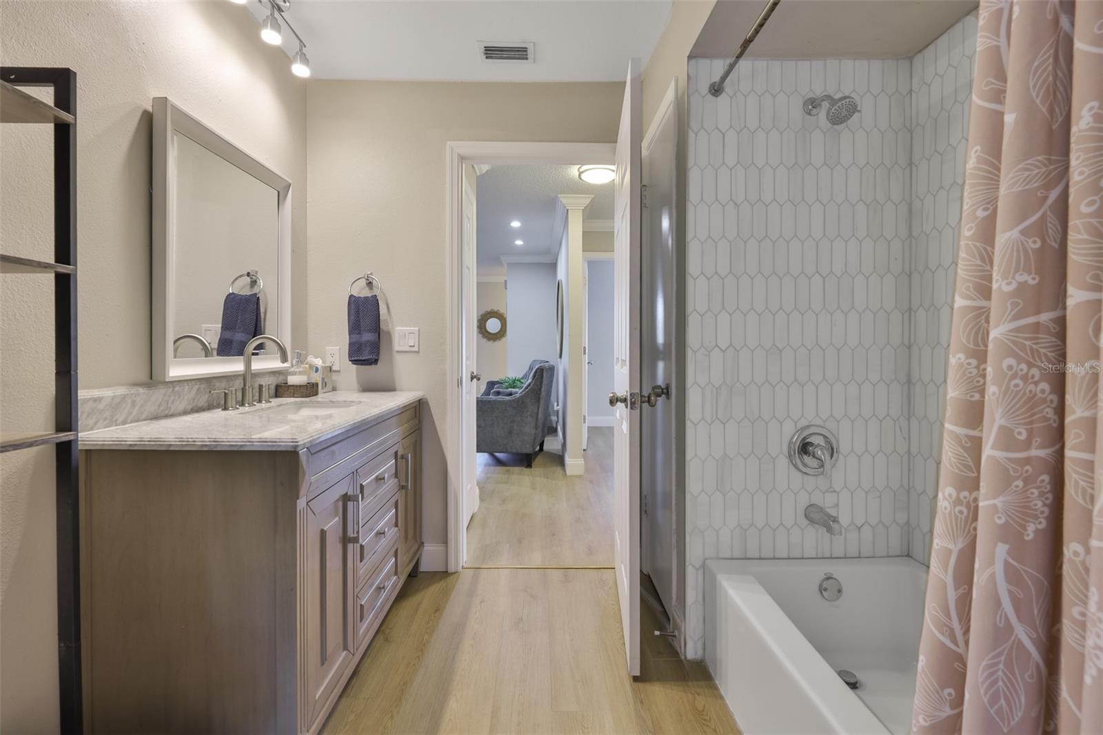 RUSKIN TOMATO FARMS - Residential