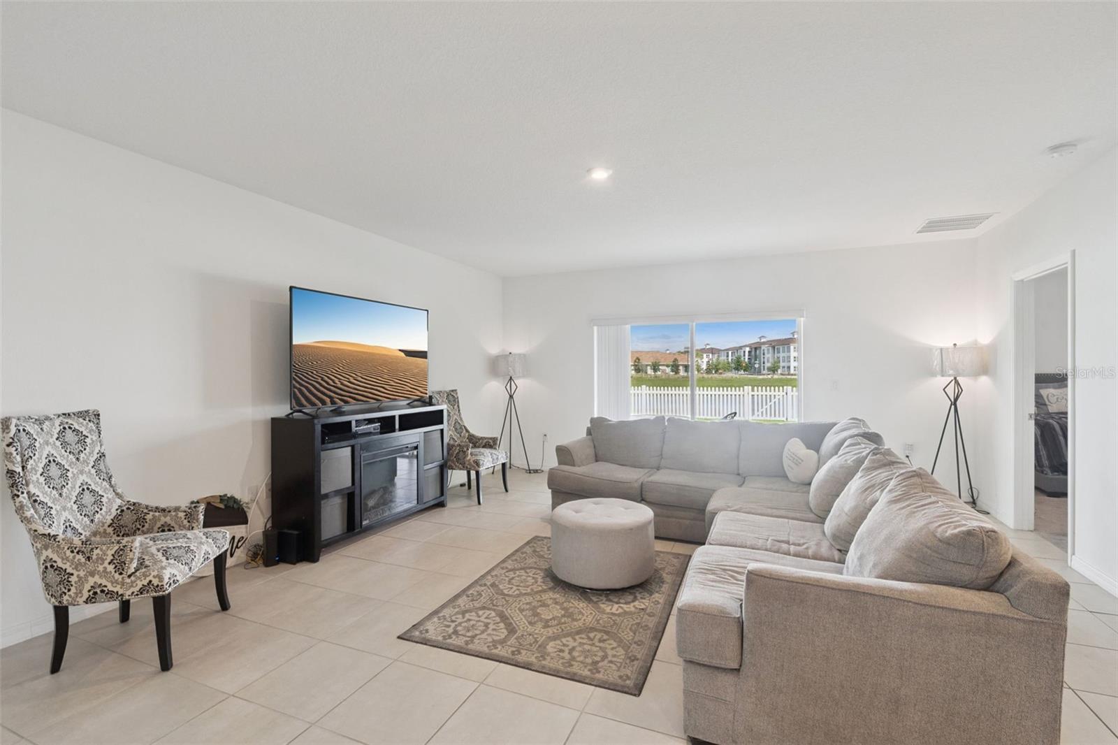 STEPPING STONE POD A PH 1 - Residential