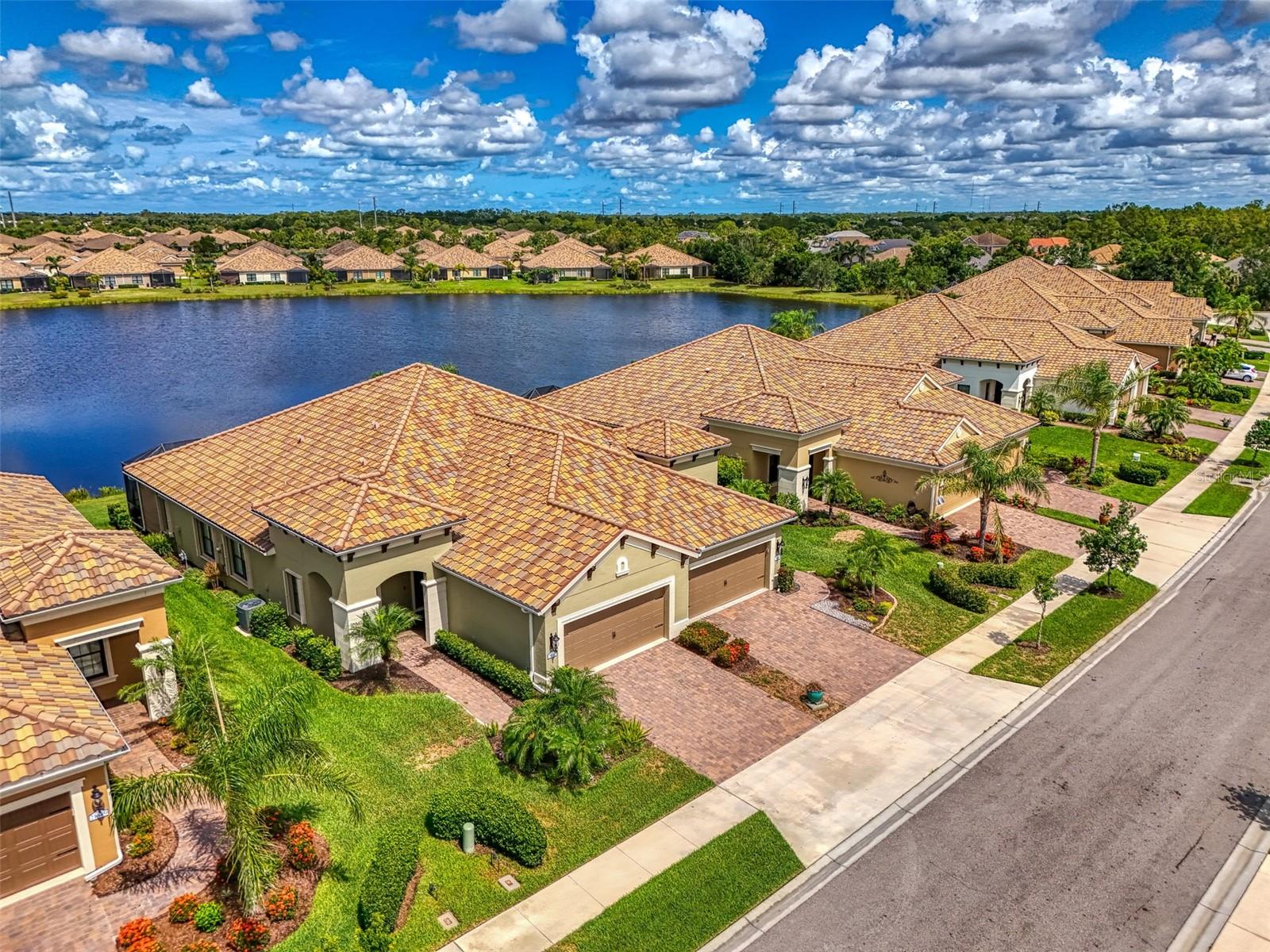 GRAND PALM PH 3A (C),PB 50 PG 3 - Residential