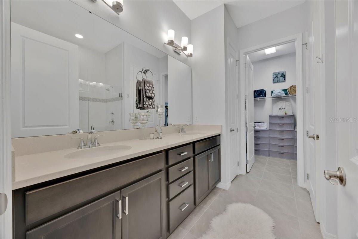 FOUR SEASONS AT ORLANDO PH 4B - Residential