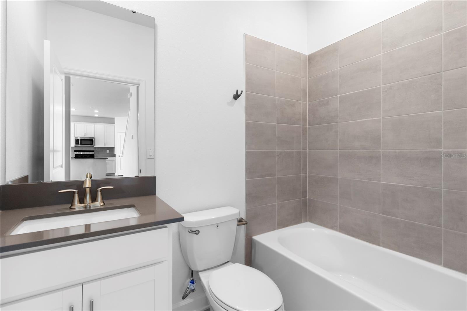 BRIDGEWALK PH 1B 2A & 2B - Residential Lease