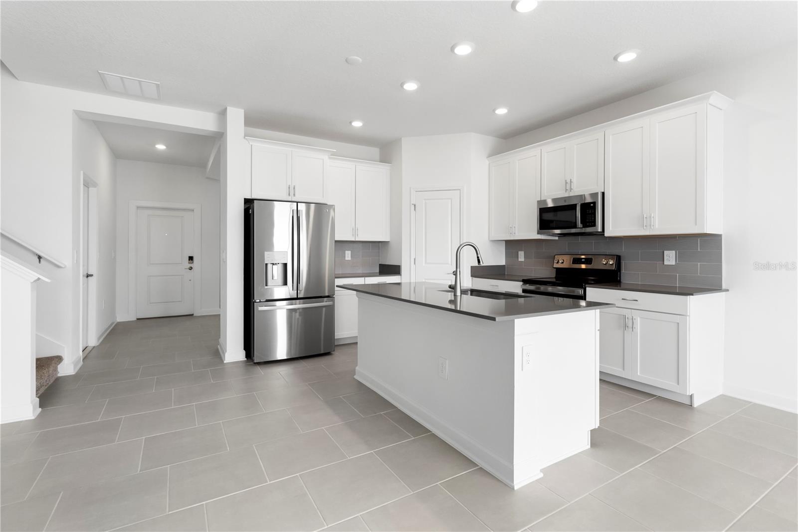 BRIDGEWALK PH 1B 2A & 2B - Residential Lease