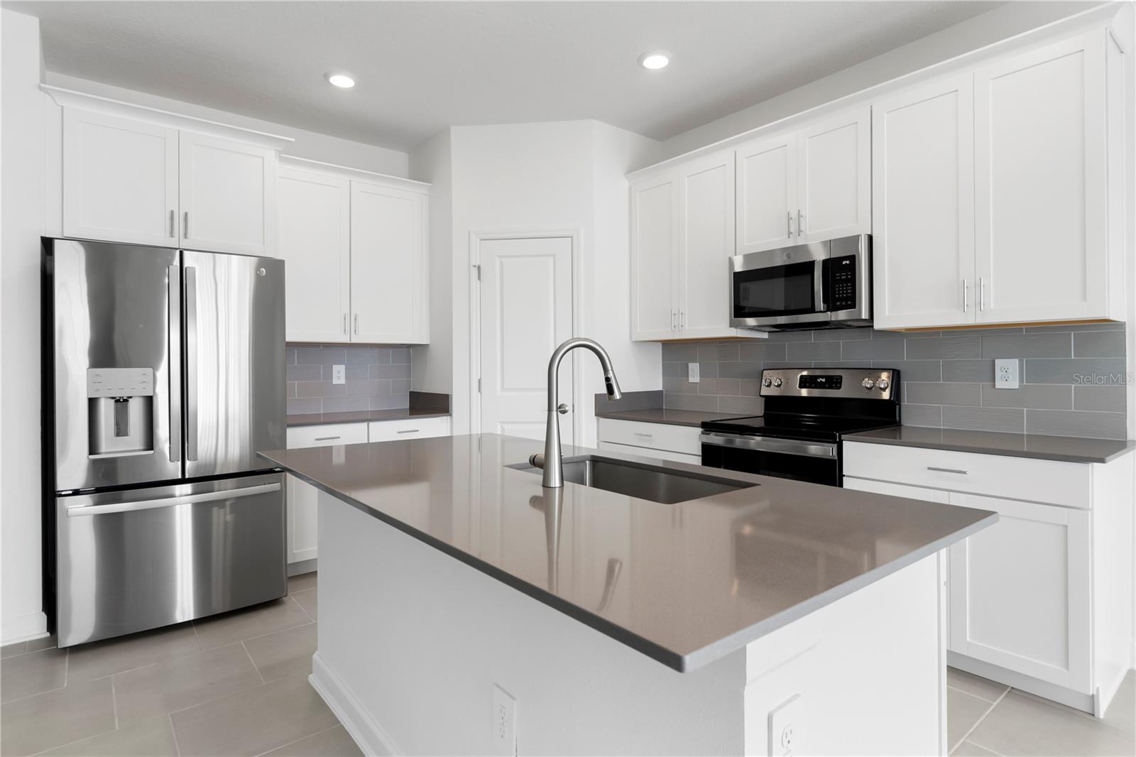BRIDGEWALK PH 1B 2A & 2B - Residential Lease